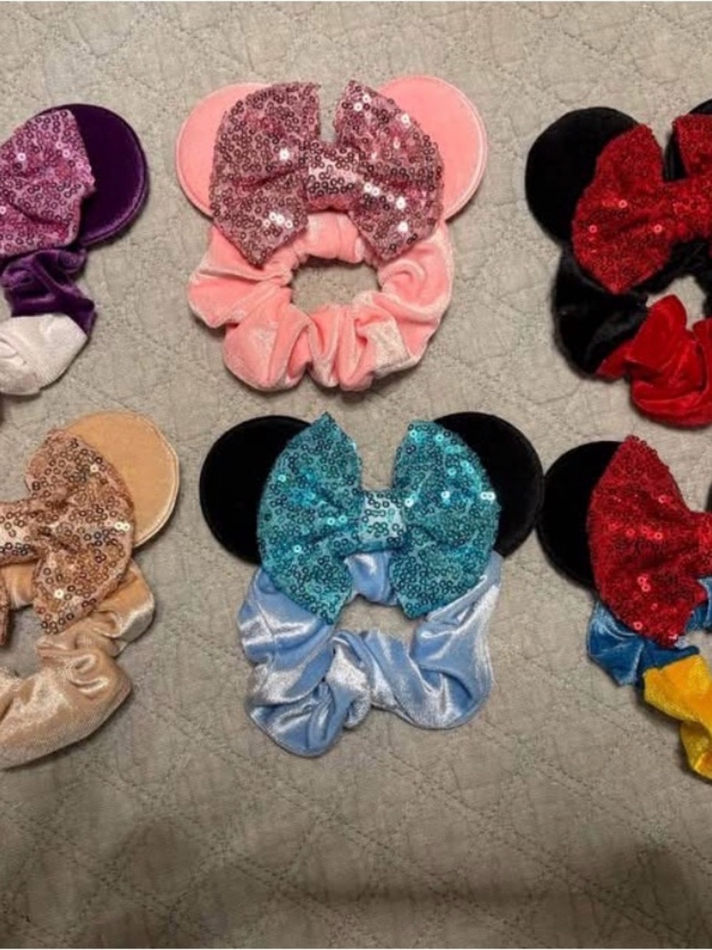 6 Assorted Minnie Ears Scrunchies